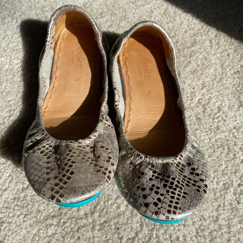 Romantic blush tieks, sz 9